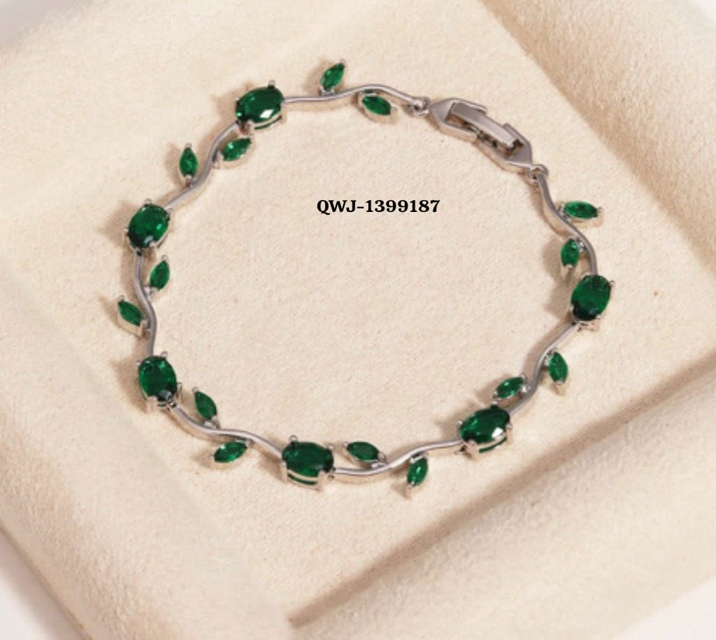 Elegant Tulip Bracelet – Delicate Floral Crystal Bracelet for Women